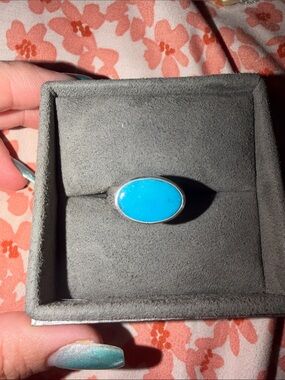 Sterling Silver Oval Turquoise Ring - Women's Jewelry